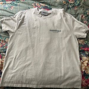 Essentials fear of god tee